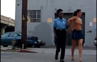 XXX टॅंड भपकेबाज मनुष्य Fucks एक हाडकुळा लांब लंड
