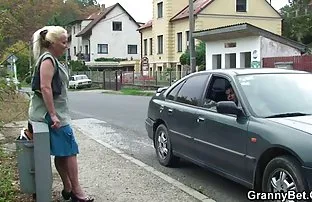 XXX निग्रो धावा दोन bitches मध्ये गांड नितंब