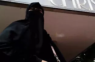 XXX मोहक व्हिक्टोरिया जरा आरामखुर्ची
