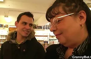 XXX दोन lesbians आयोजित तोंडी शनिवार व रविवार