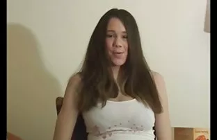 XXX मैत्रीण सह चष्मा निराशेचा उदगार आणि Fucks poterebit पुच्ची