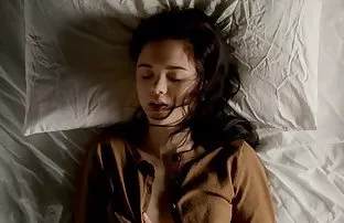 XXX हाडकुळा मुलगी shaved मांजर समाविष्ट dilator