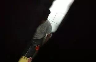XXX एक रुंद भोक द्या आत लाल कुद्रेमुख