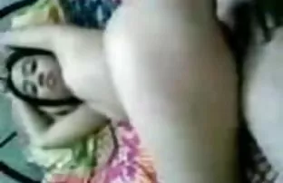 XXX मूखमैथून एक सुंदर सडपातळ मुलगी