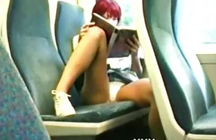 XXX मैत्रीण सह पांढरा braids आला हार्ड cocks in the ass