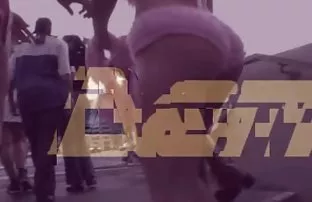 XXX तिची काढून तिच्या काळा चड्डी पासून निविदा पुच्ची