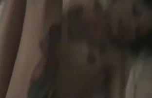XXX Trelka दिला तीन तरुण मुले